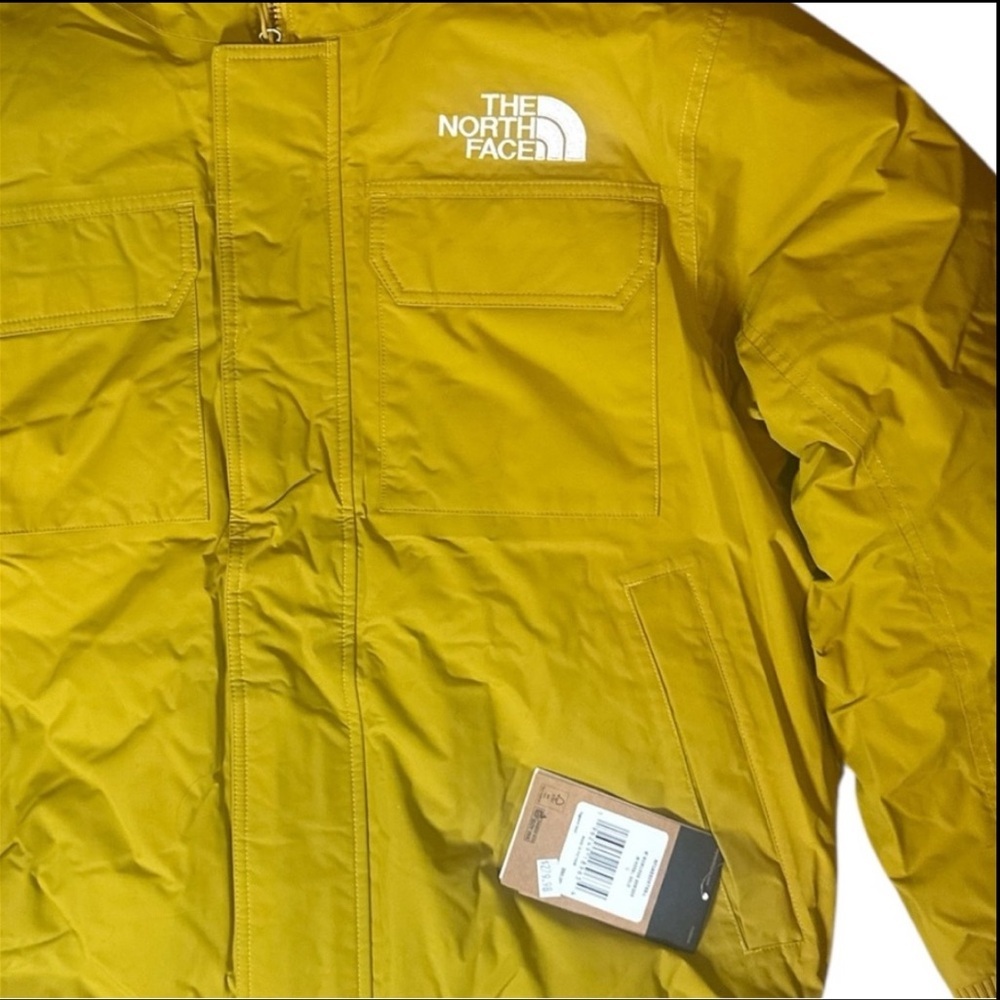 The North Face Bomber Coat New With Tags Gold Color Size Large - Picture 4 of 8